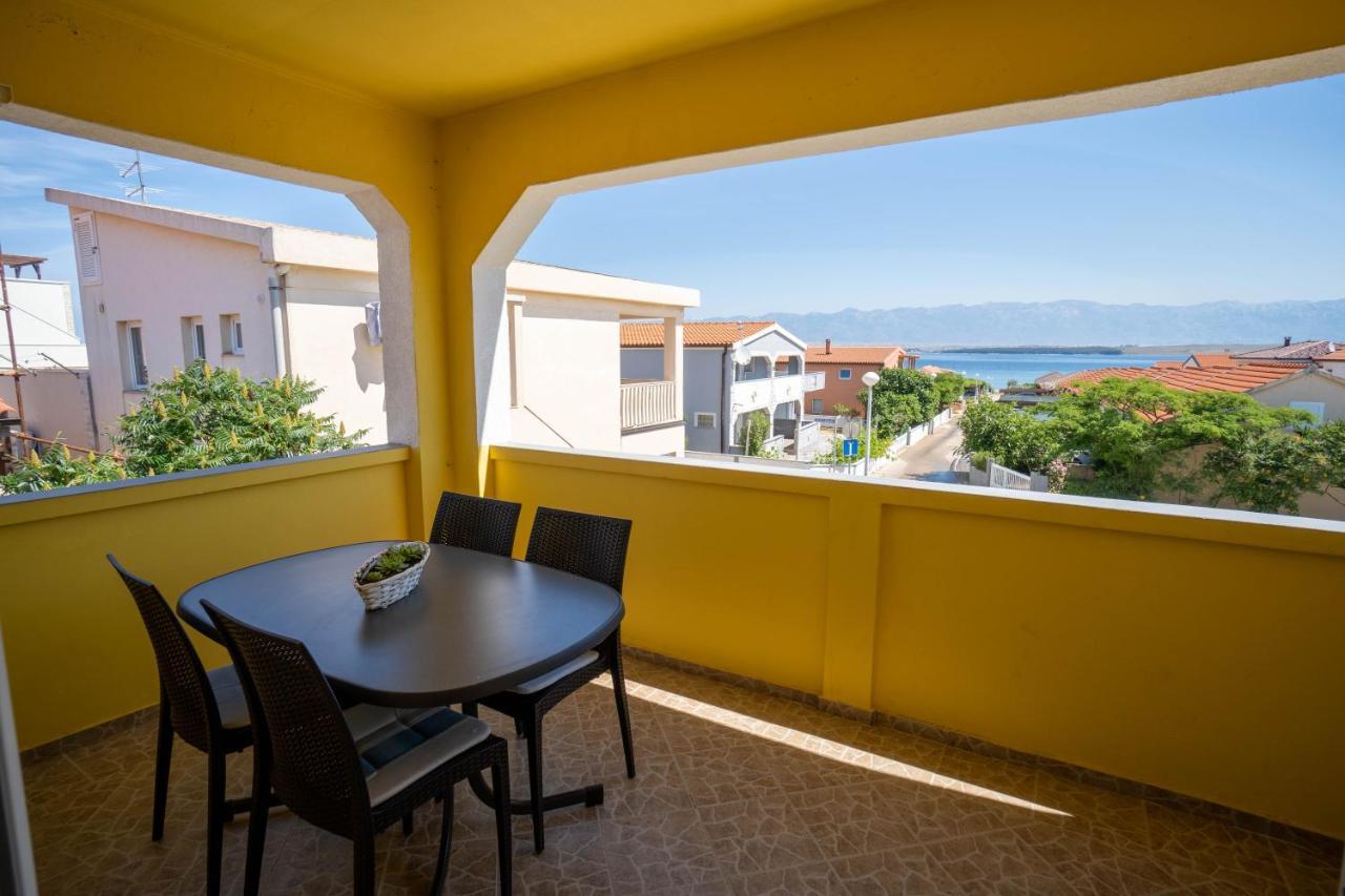 Apartments Pavic Vir Extérieur photo