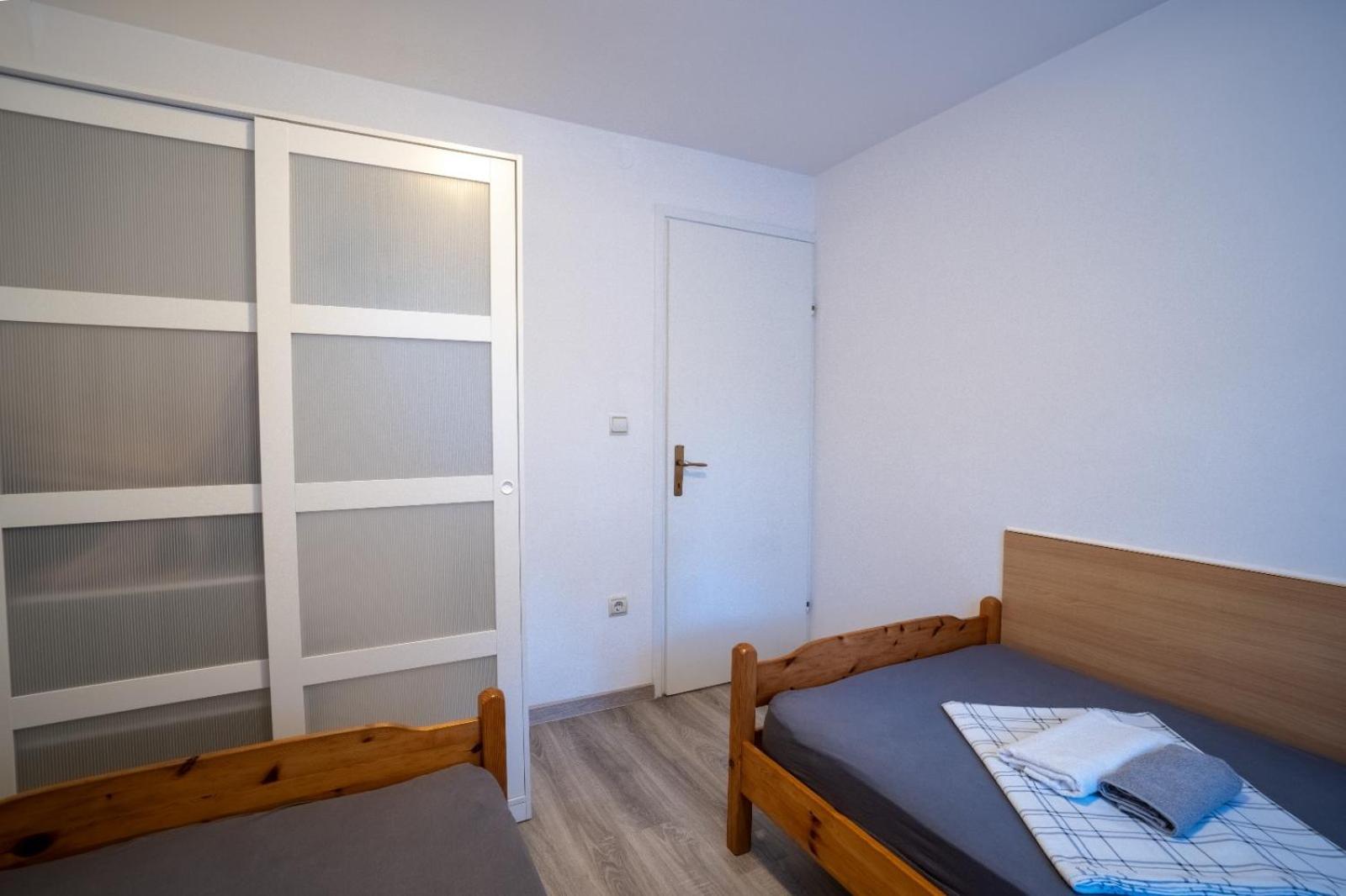 Apartments Pavic Vir Extérieur photo